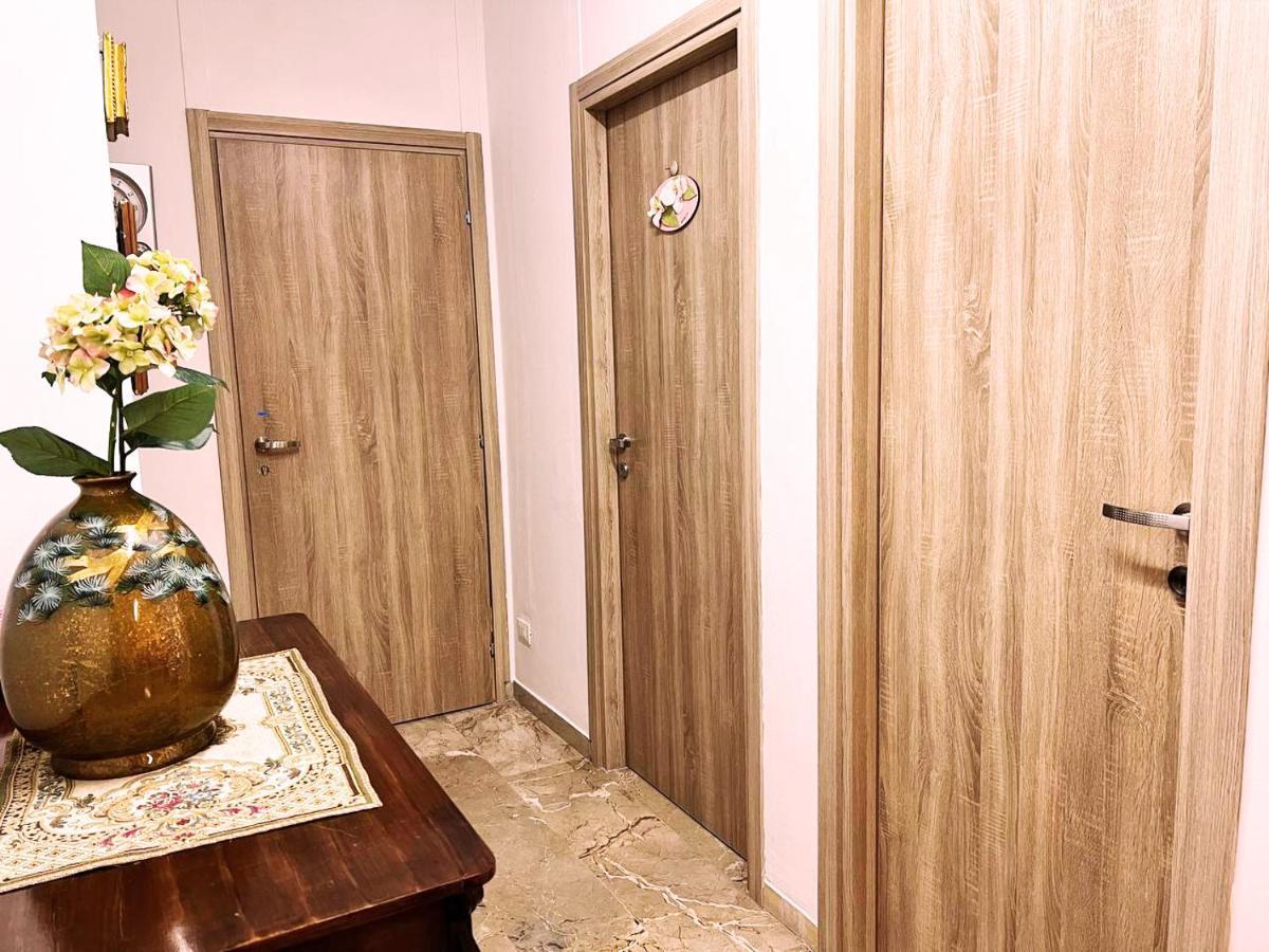 Casa Radiosa Varese Rooms Eksteriør billede